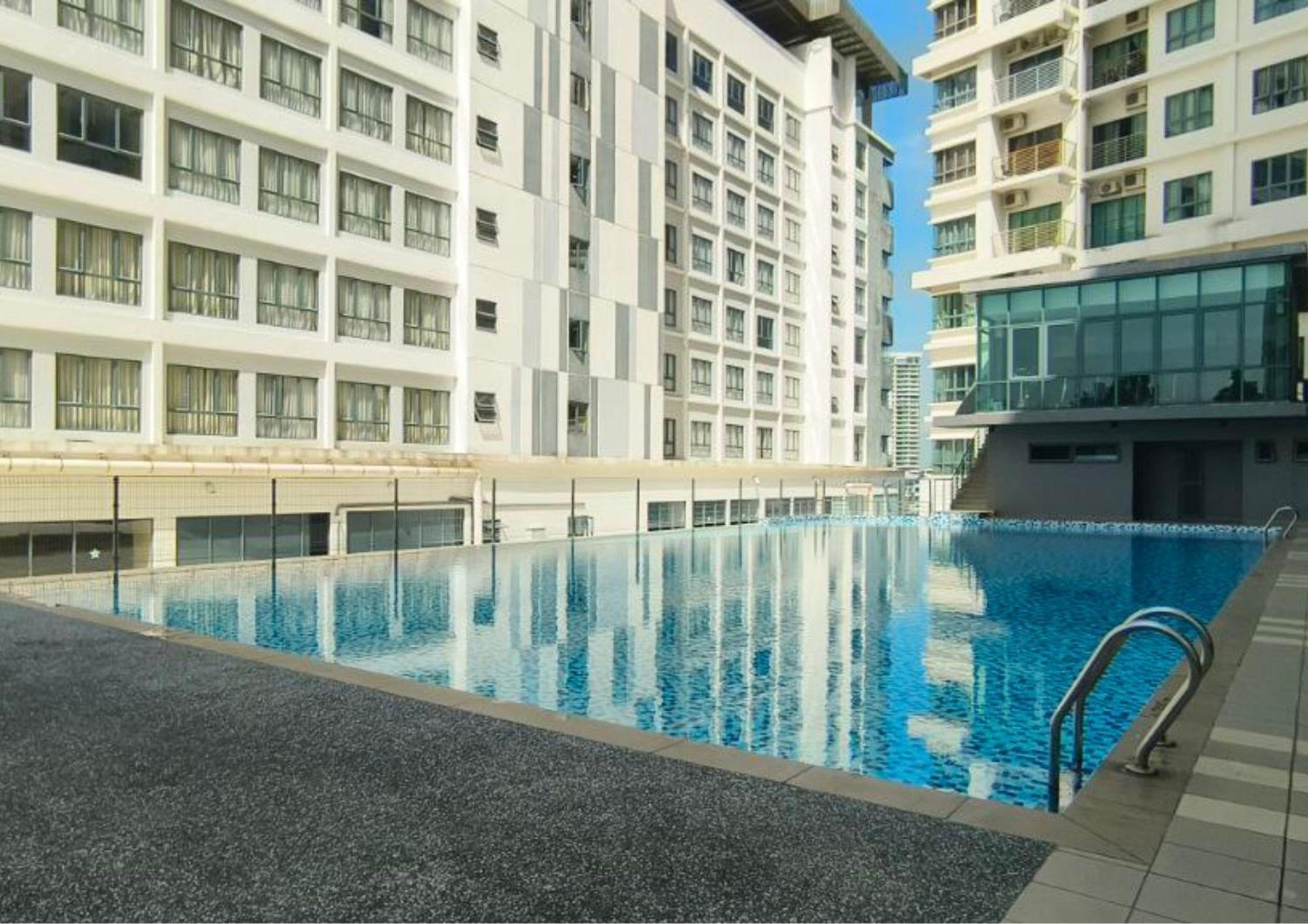 סיברג'איה Cozy Park View Stay Above Dpulze Mall #Dp1 מראה חיצוני תמונה